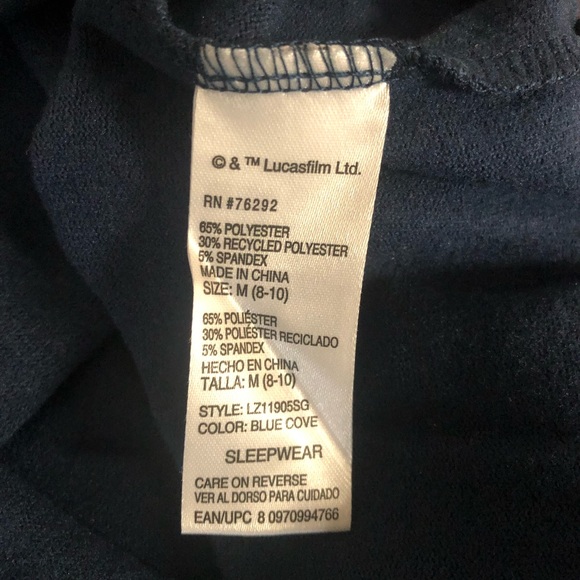 Baby Yoda sleep shirt - Picture 3 of 3